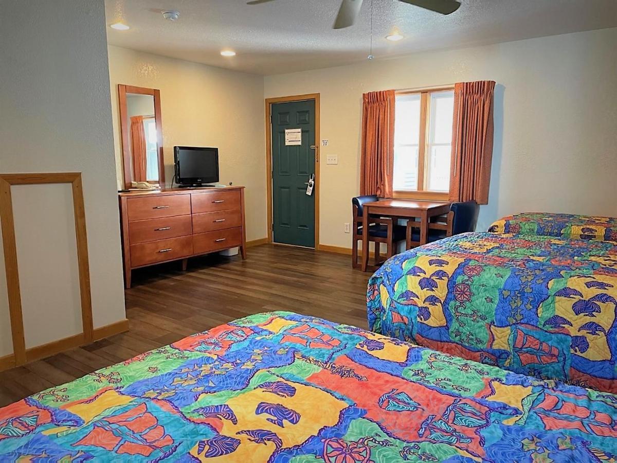 Motel Pony Island Ocracoke